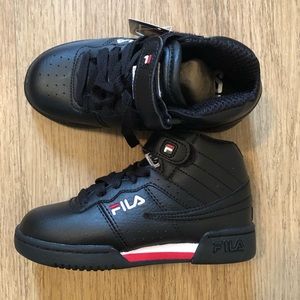 Fila Mid-top Black/White/Red sneaker